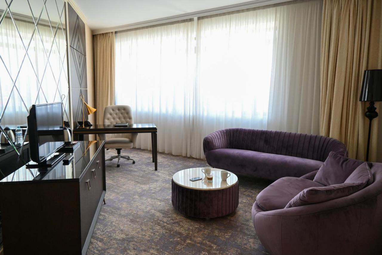 Aleksandar Palace Hotel Congress Center & Spa Skopje Exterior photo