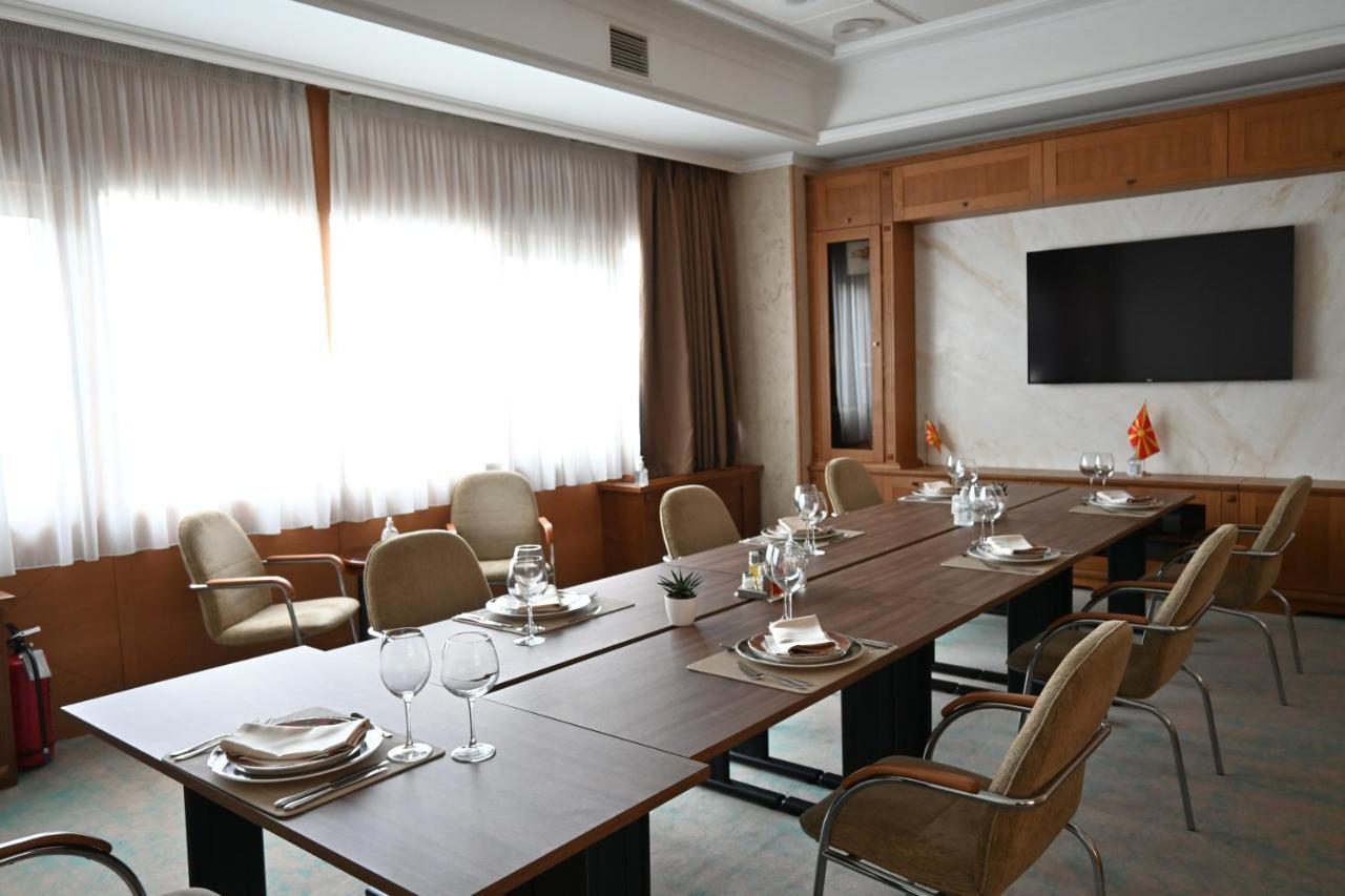 Aleksandar Palace Hotel Congress Center & Spa Skopje Exterior photo