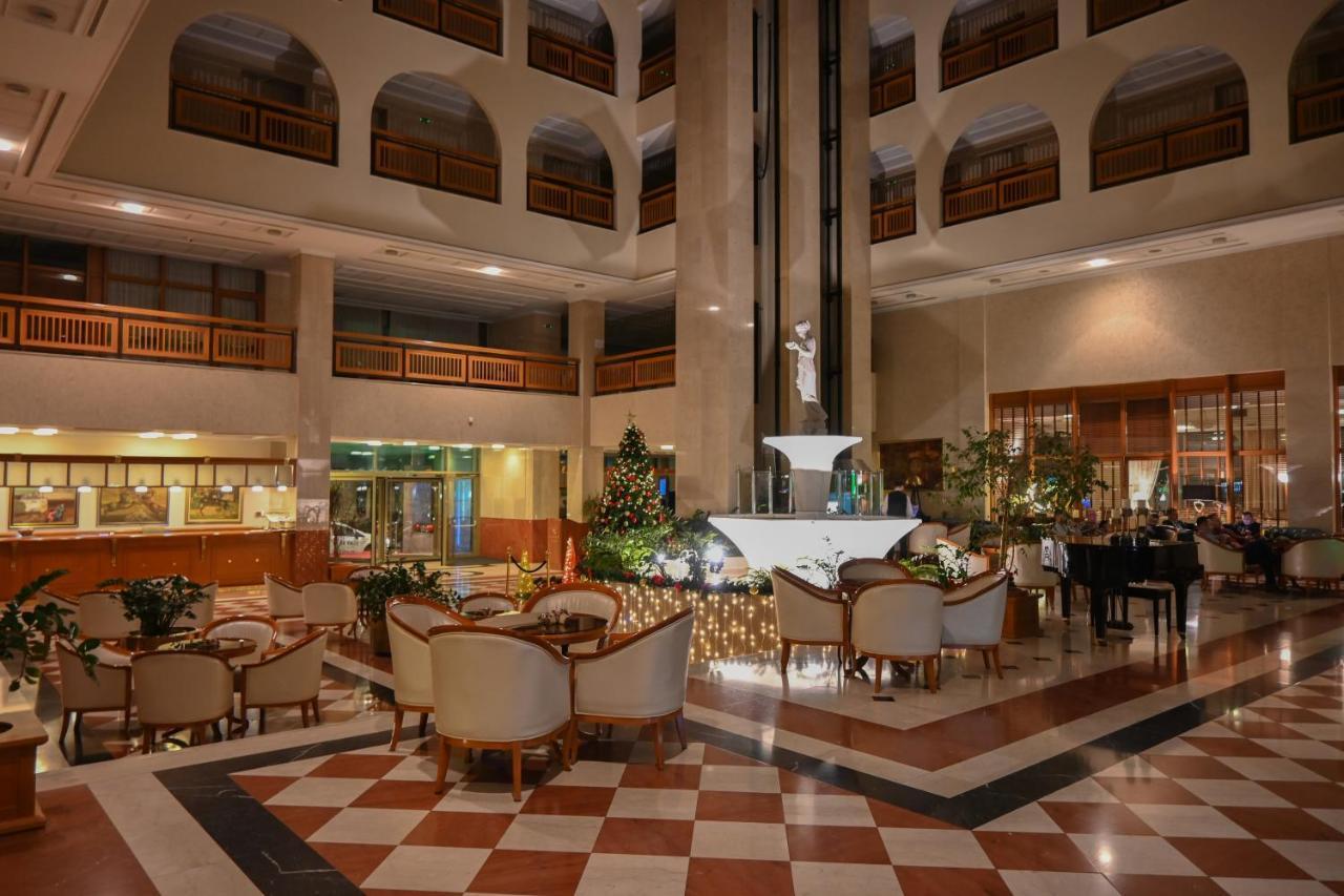 Aleksandar Palace Hotel Congress Center & Spa Skopje Exterior photo